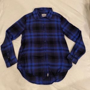 American Eagle ⭐️2/$25⭐️ - blue flannel